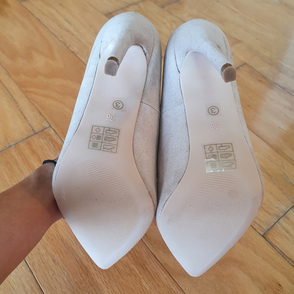 Faux Suede Pointed Toe Pumps - Picture 3 of 4